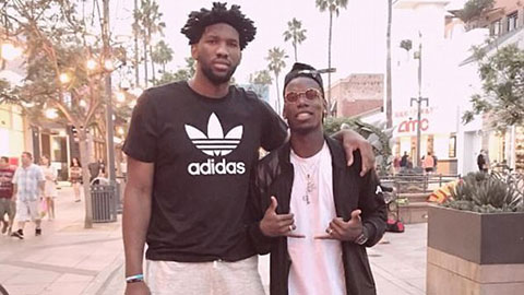 Pogba đánh bại ngôi sao bóng rổ NBA