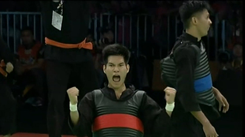 Nguyễn Duy Tuyến giành HCV môn Pencak Silat