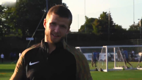 Eric Dier so tài với Dele Alli về kỹ năng sút bóng