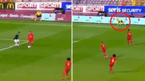 Trọng tài suýt ngã vì không theo kịp Hazard