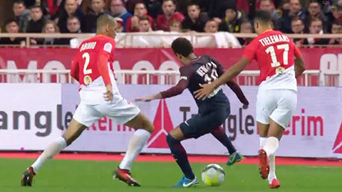 Một động tác Neymar qua luôn cả 2 cầu thủ Monaco