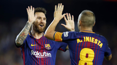 Messi và Iniesta chuyền bóng ở cự ly hẹp tuyệt đỉnh trước Valencia