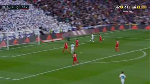 Hakimi sút chéo góc lập công (Real Madrid 5-0 Sevilla)