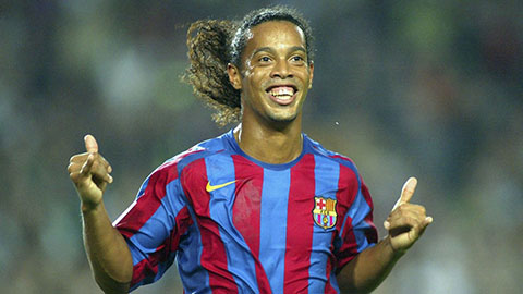 10 bàn thắng đẹp nhất trong sự nghiệp Ronaldinho