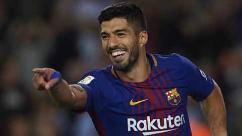Suarez cho Messi và Ronaldo ngửi khói trong năm 2018