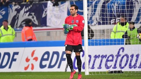 Ronaldo và các cầu thủ trổ tài bắt gôn siêu đỉnh