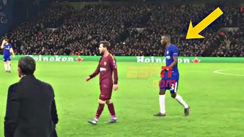 Chết cười khi Rudiger theo Messi như hình với bóng ở Stamford Bridge