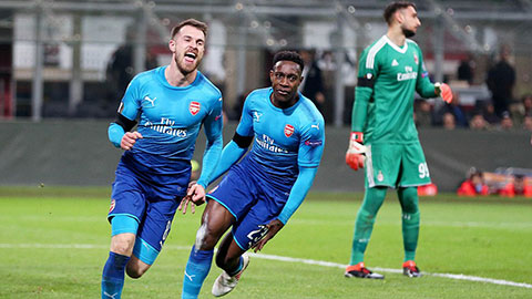 Arsenal dễ dàng đánh bại AC Milan 2-0