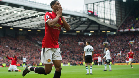 Điểm nhấn tuần: Cú đúp của Rashford nhấn chìm Liverpool