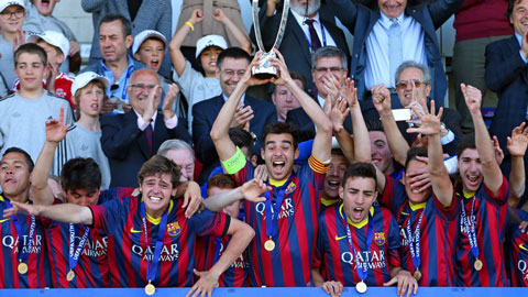 Đã mắt khi xem những măng non của Barca chơi bóng