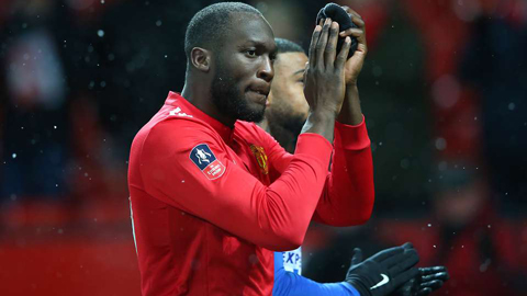 CĐV phát cuồng với hành động của Lukaku cuối trận gặp Brighton