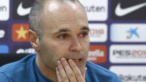 Iniesta rơi lệ thông báo chia tay Barcelona