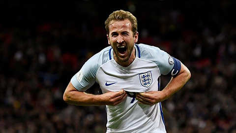 Xem Harry Kane kéo bóng sang trái, phải trong FIFA Online 4 