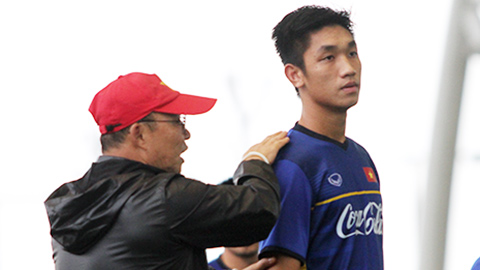 Thầy Park tìm cách chống cầu thủ cao to cho Olympic Việt Nam 