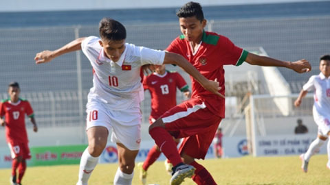 Cầu thủ U16 Indo lừa qua 3 cầu thủ Việt Nam ghi bàn
