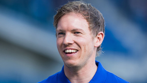 HLV bằng tuổi Messi bật mí cực mê rock và ngưỡng mộ Zidane