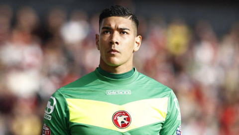 Neil Etheridge - thủ môn Cardiff không được dự AFF Cup là ai?