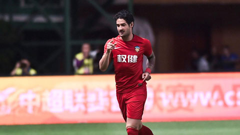 Pato lập hat-trick cho đội bóng Trung Quốc