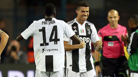 Ronaldo lập cú đúp giúp Juve vượt ải Empoli