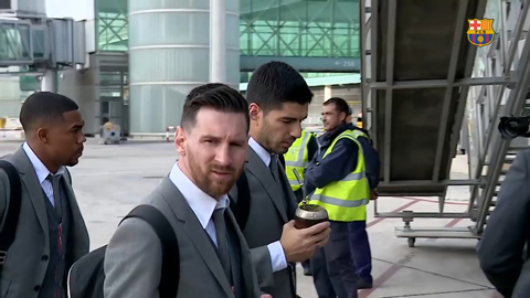 Messi tươi rói cùng đồng đội tới Inter