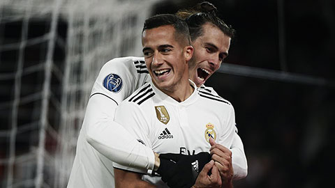 Real Madrid làm mưa làm gió trên sân của AS Roma