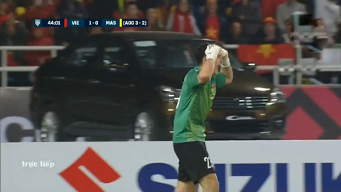 Văn Lâm bật cao cứu thua xuất thần (Việt Nam 1-0 Malaysia)