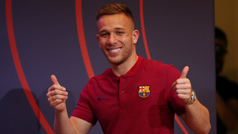 Arthur: 'Tôi vẫn ngỡ đang nằm mơ tại Barca'