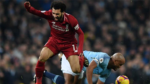 Kompany gọi Salah là mèo sau khi triệt  hạ đối phương