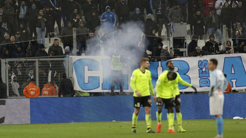 Balotelli ghi bàn ngay trận ra mắt, Marseille vẫn thua sân nhà