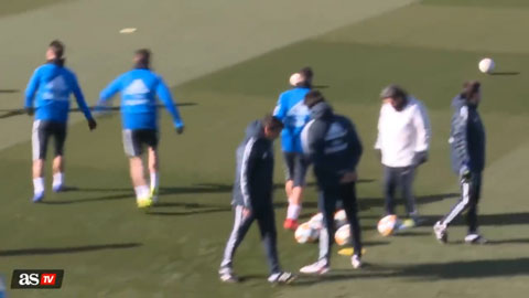 Ramos, Isco lao vào ngăn Nacho gây gổ với đồng đội