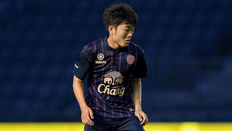 Đường chuyền đẳng cấp mang thương hiệu Xuân Trường trong trận ra mắt Buriram