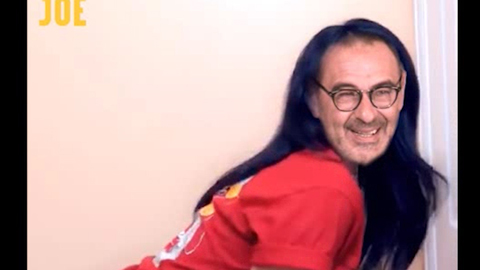 Clip chế: Sarri suýt vỡ đầu khi định 'cợt nhả' với Pep