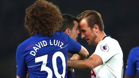 Nổi điên, Kane thiết đầu công với Azpilicueta của Chelsea