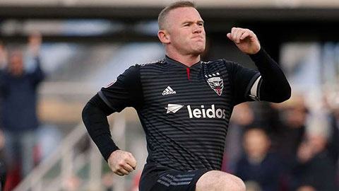 Rooney lập hat-trick đầu tiên tại Mỹ