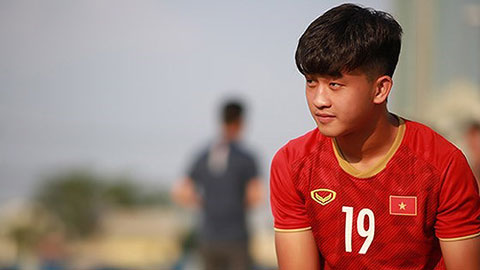 Hot boy U23 Danh Trung ra mắt MV ca nhạc Mặt trời bé con