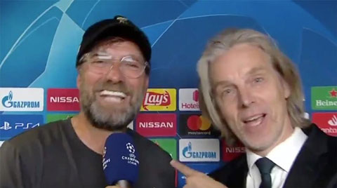 HLV Klopp hát về chức vô địch Champions League lần thứ 6 suốt cuộc phỏng vấn