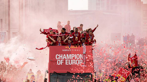 750.000 CĐV huộm đỏ vùng Merseyside chào đón nhà vô địch Liverpool