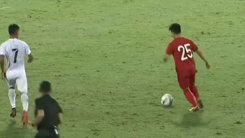 Martin Lo nã đại bác trúng xà ngang U23 Myanmar