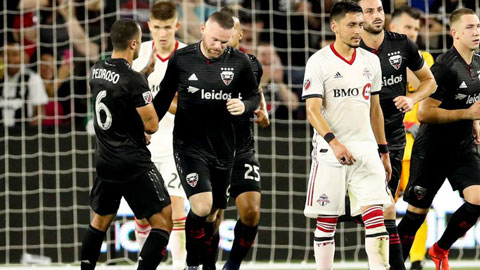 Rooney lại ghi bàn phút cuối giúp DC United thoát thua