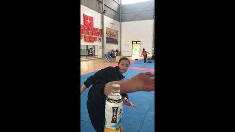 Nữ võ sỹ Pencak Silat Việt Nam đá nắp chai cực đỉnh