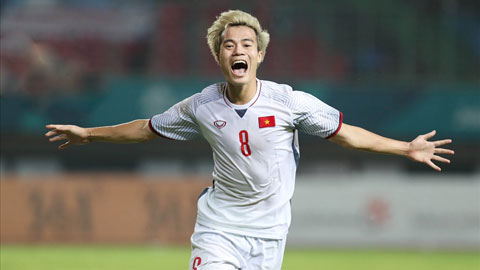 Những pha bứt tốc của Văn Toàn khiến cả V.League hoảng sợ