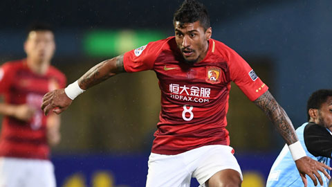 Paulinho biểu diễn kỹ thuật thượng thừa ở Trung Quốc