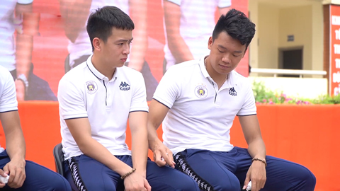 Thành Chung tình tứ với Mạch Ngọc Hà, Đức Huy vướng 'tình tay ba'