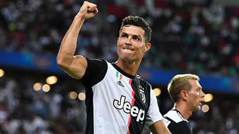 Những pha bóng nghiệp dư đến ngán ngẩm của Ronaldo