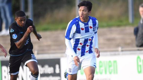 Văn Hậu cướp bóng cực nhanh trong trận thứ 2 đá chính cho đội trẻ Heerenveen