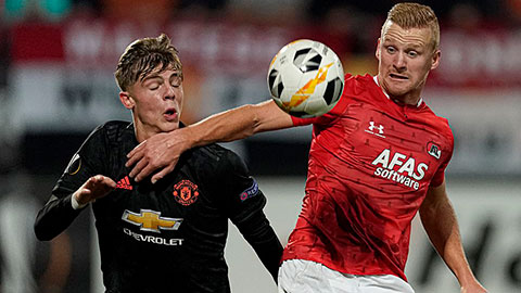 AZ Alkmaar 0-0 M.U: Qủy đỏ thiếu sinh khí