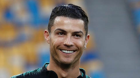  Những cột mốc bàn thắng trong sự nghiệp của Ronaldo được thực hiện thế nào?