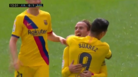 Griezmann dứt điểm góc gần mở tỷ số (trực tiếp: Eibar 0-1 Barcelona)