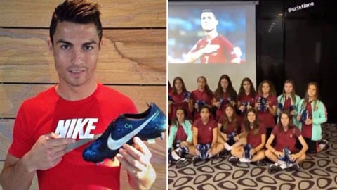 Đội U17 nữ Bồ Đào Nha hạnh phúc khi được Ronaldo tặng giày