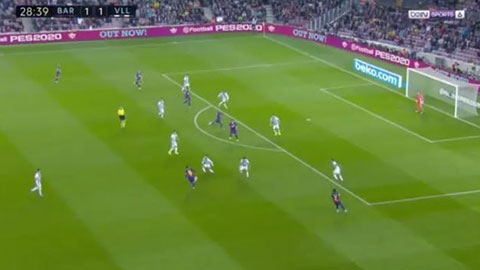 Messi tỉa bóng siêu đẳng, kiến tạo cho Vidal ghi bàn